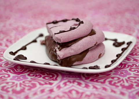 Raspberry Meringue Hearts with Chocolate Pudding