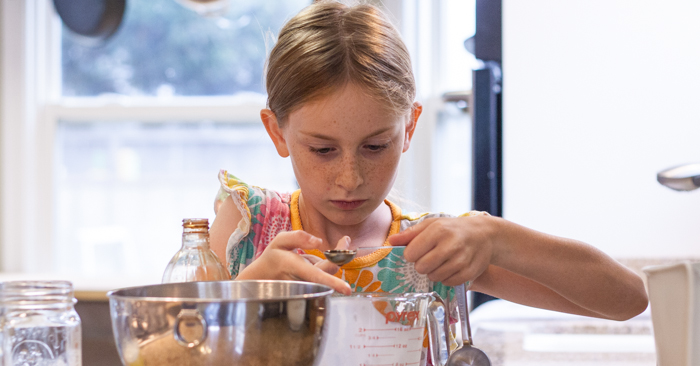 Kids in the Kitchen | Flour Arrangements